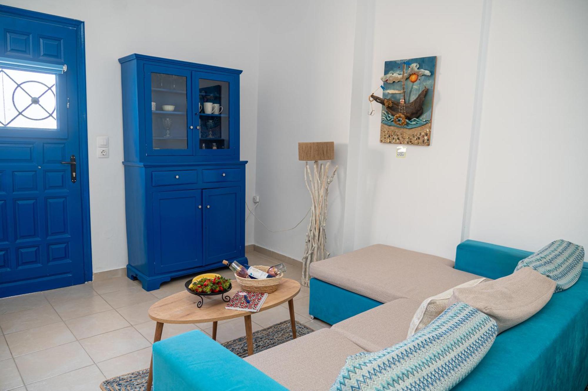 Rosalia Megalochori Apartment *